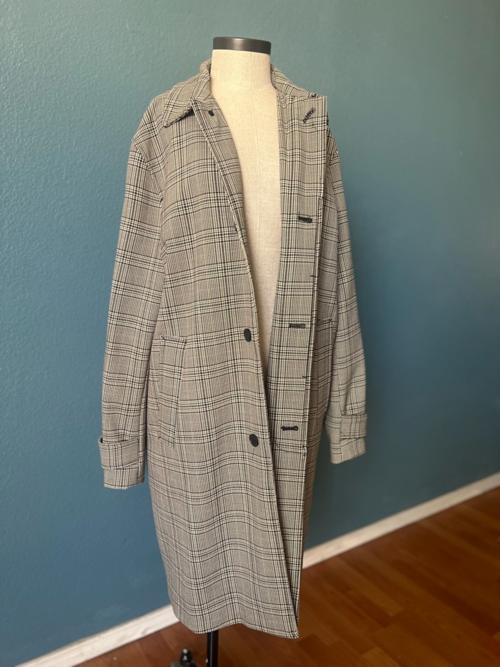 Women’s plus size H&M Black & Cream Glen Plaid Long trench Coat vintage style‎